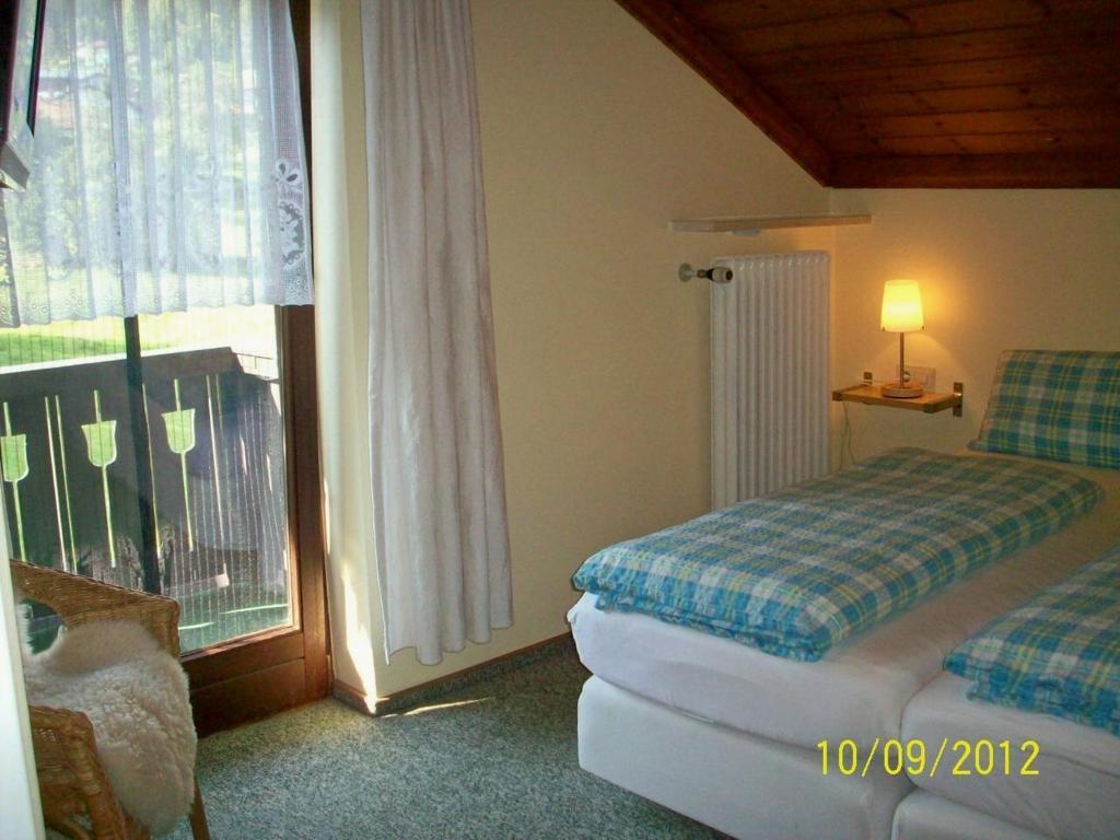 Zum Fliegenden Hollander Guest House Zwiesel Bilik gambar